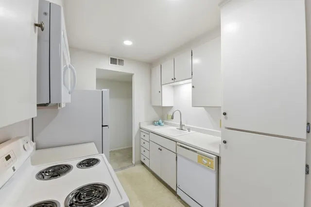 $499,000 | 285 Tradewinds Drive, Unit 6, San Jose, CA 95123