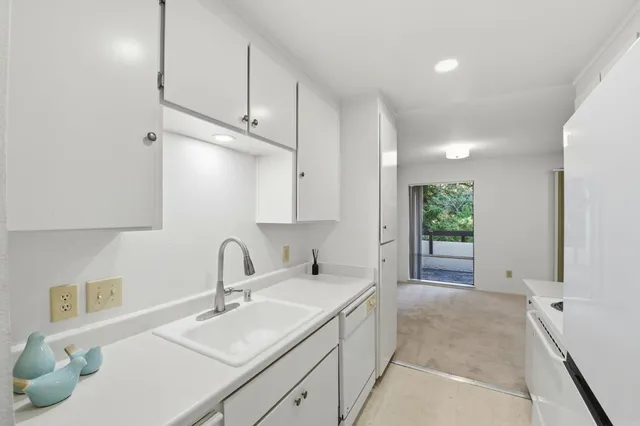 $499,000 | 285 Tradewinds Drive, Unit 6, San Jose, CA 95123