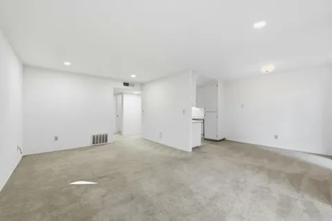 $499,000 | 285 Tradewinds Drive, Unit 6, San Jose, CA 95123