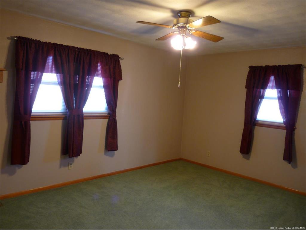 4264 Bethel Road Floyds Knobs, IN 47119 - Photo 17 of 39 Gallery Image 17