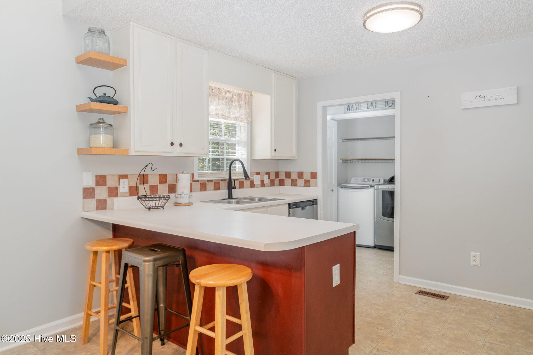 687 West Watson Road Benson, NC 27504 - Photo 8 of 23 010_dsc04471-edit_367