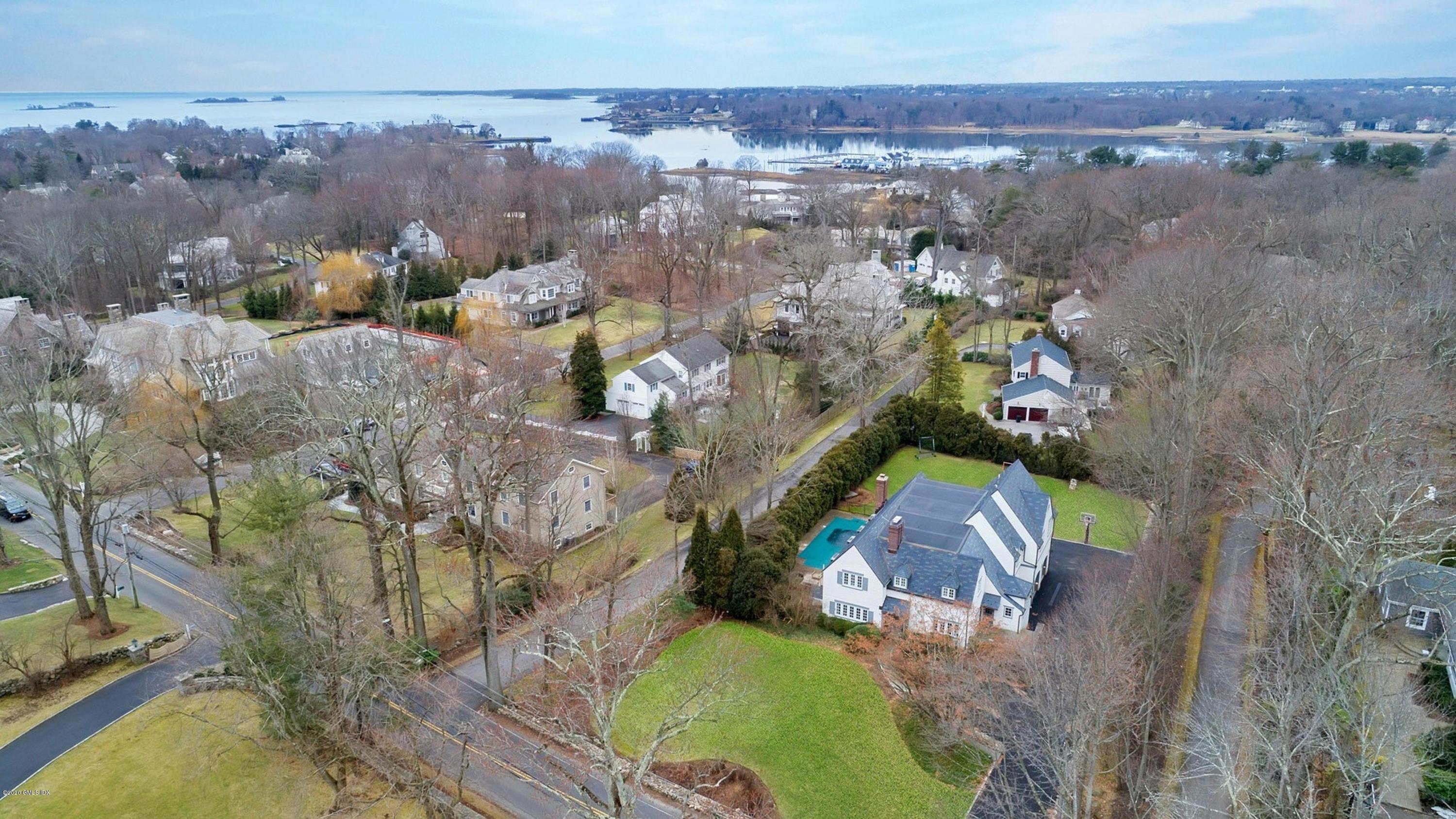 50 Indian Head Road Riverside, CT 06878 - Photo 3 of 25 3
