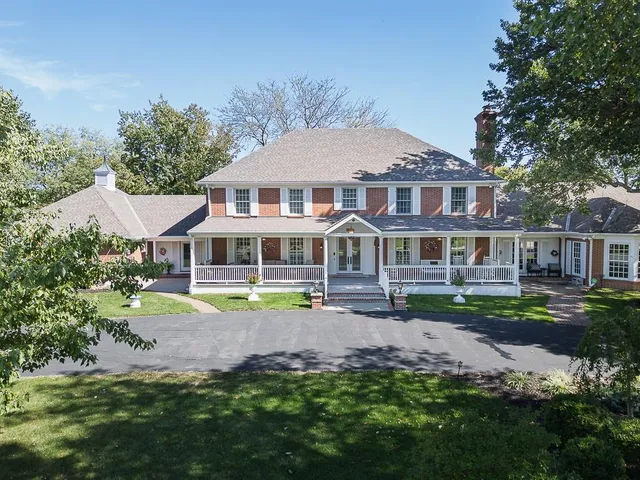 $1,549,950 | 1815 Pine Ridge Drive, Leavenworth, KS 66048