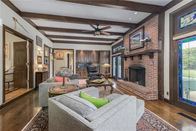 $1,549,950 | 1815 Pine Ridge Drive, Leavenworth, KS 66048