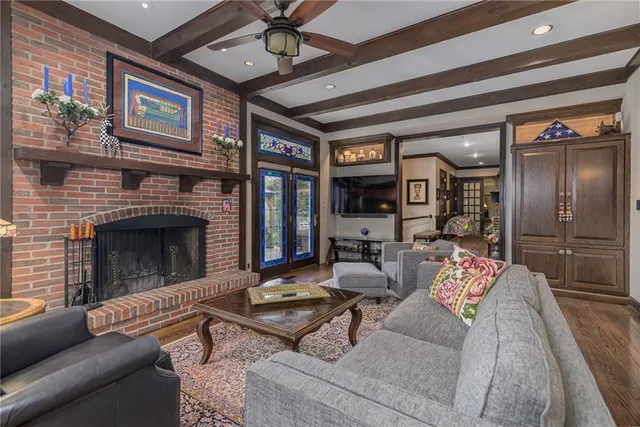 $1,549,950 | 1815 Pine Ridge Drive, Leavenworth, KS 66048