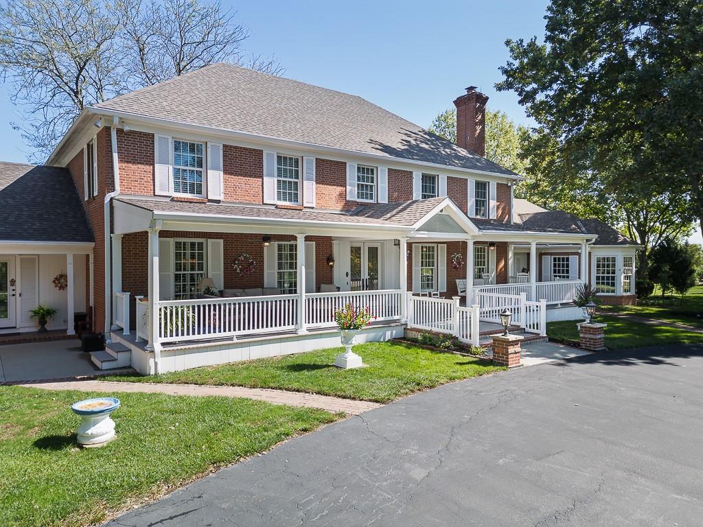 1815 Pine Ridge Drive Leavenworth, KS 66048 - Photo 2 of 81