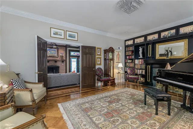 $1,549,950 | 1815 Pine Ridge Drive, Leavenworth, KS 66048