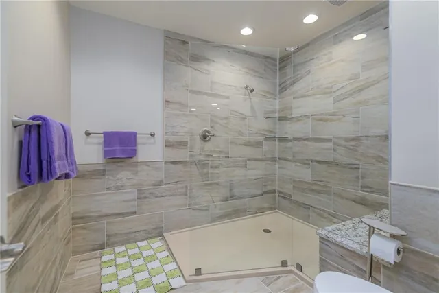 $1,549,950 | 1815 Pine Ridge Drive, Leavenworth, KS 66048