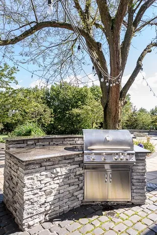 $1,549,950 | 1815 Pine Ridge Drive, Leavenworth, KS 66048