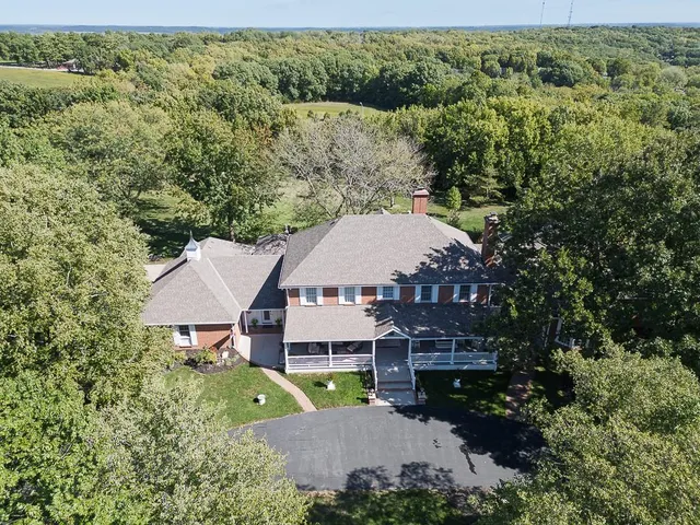 $1,549,950 | 1815 Pine Ridge Drive, Leavenworth, KS 66048