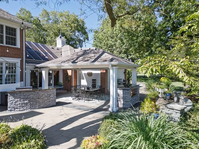 $1,549,950 | 1815 Pine Ridge Drive, Leavenworth, KS 66048