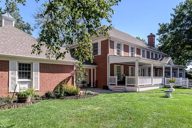 $1,549,950 | 1815 Pine Ridge Drive, Leavenworth, KS 66048