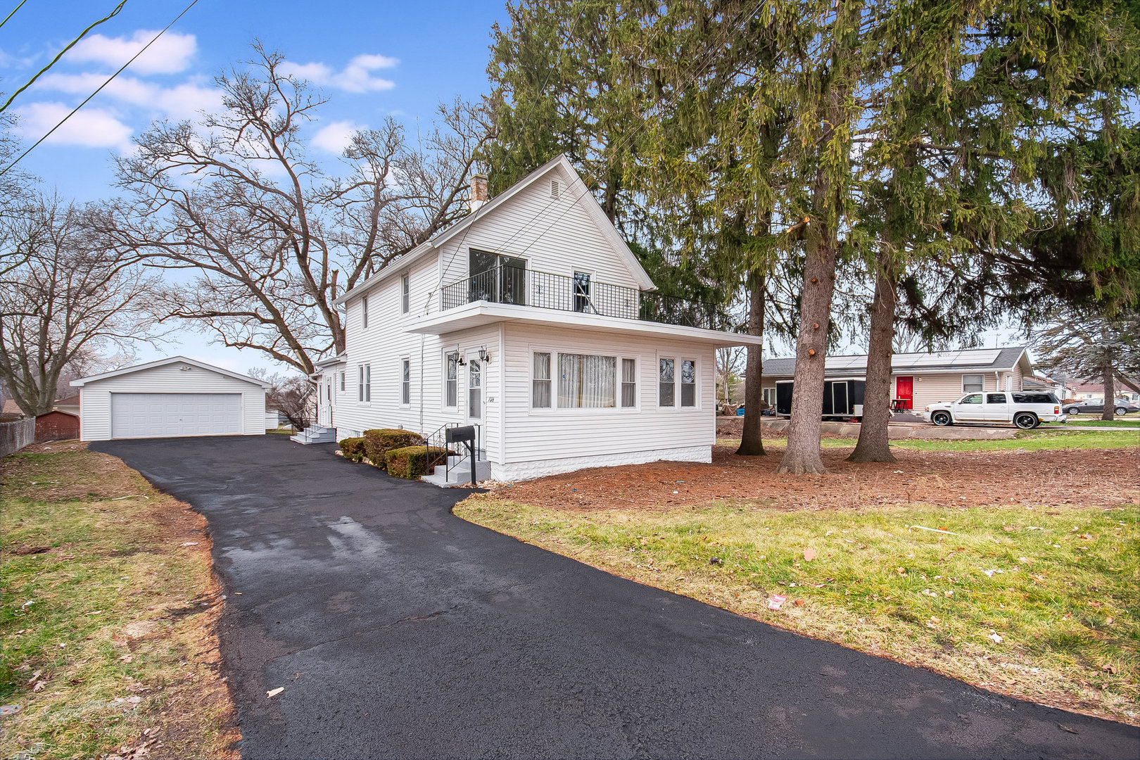 1116 Church Road Aurora, IL 60505 - Photo 1 of 23 Gallery Image 1