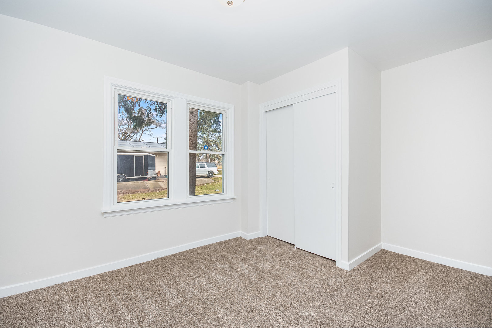 1116 Church Road Aurora, IL 60505 - Photo 10 of 23 Gallery Image 10