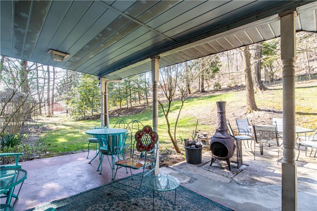910 Jefferson Heights Road Pittsburgh, PA 15235 - Photo 19 of 24 Gallery Image 19