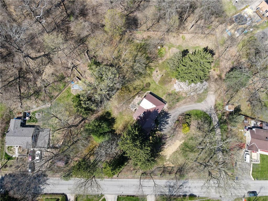 910 Jefferson Heights Road Pittsburgh, PA 15235 - Photo 22 of 24 Gallery Image 22