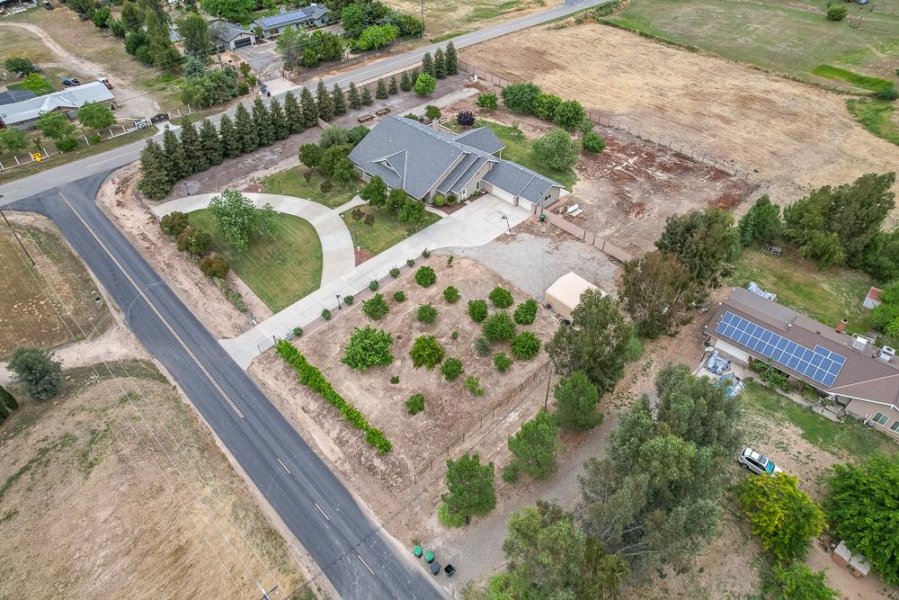 17465 Monreal Road Madera, CA 93636 - Photo 45 of 59