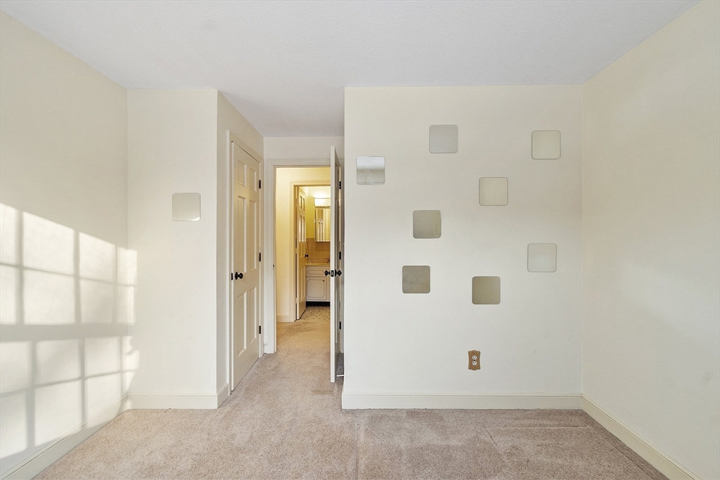 107 King George Drive, Unit 9 Boxford, MA 01921 - Photo 16 of 40