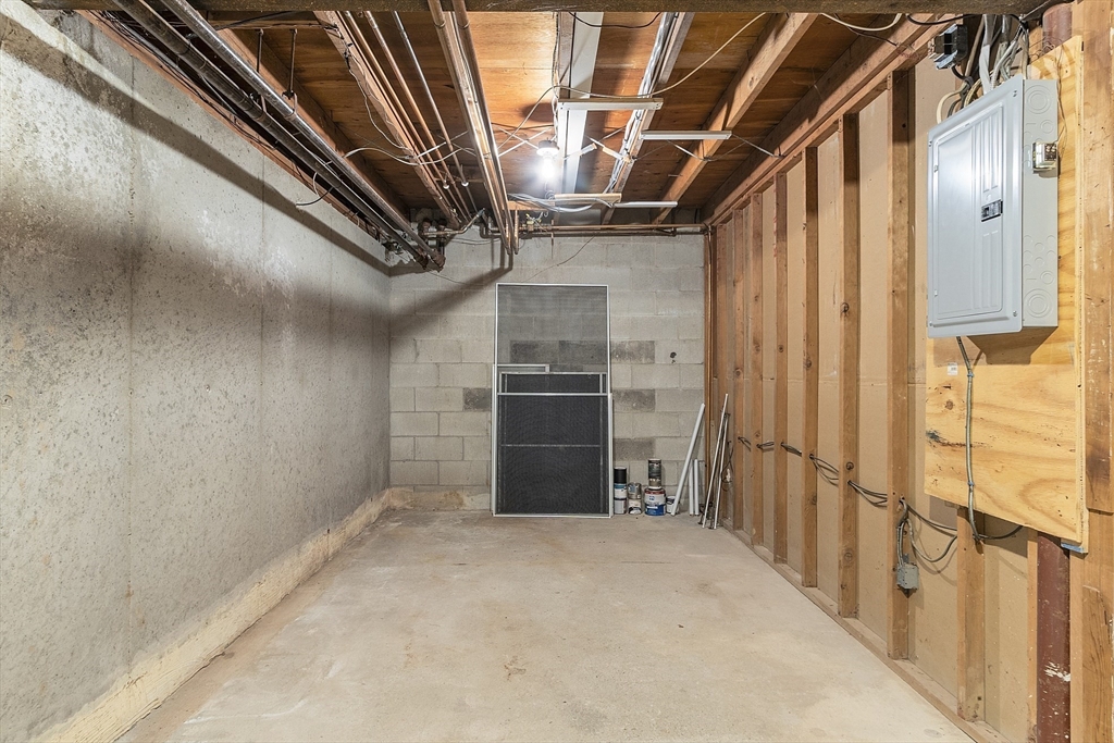 107 King George Drive, Unit 9 Boxford, MA 01921 - Photo 24 of 40