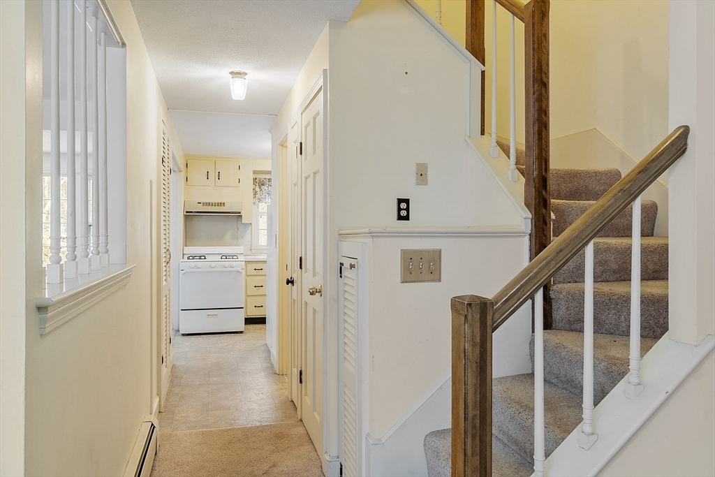 107 King George Drive, Unit 9 Boxford, MA 01921 - Photo 7 of 40