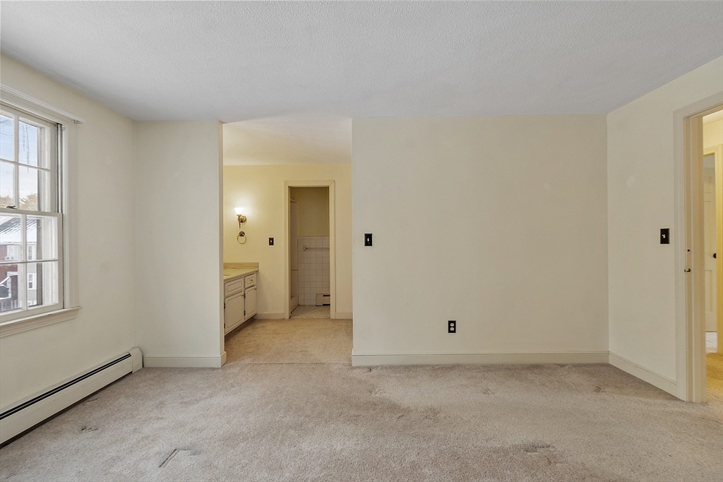 107 King George Drive, Unit 9 Boxford, MA 01921 - Photo 10 of 40