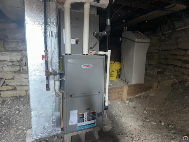 $220,000 | 14026 198th Road, Holton, KS 66436