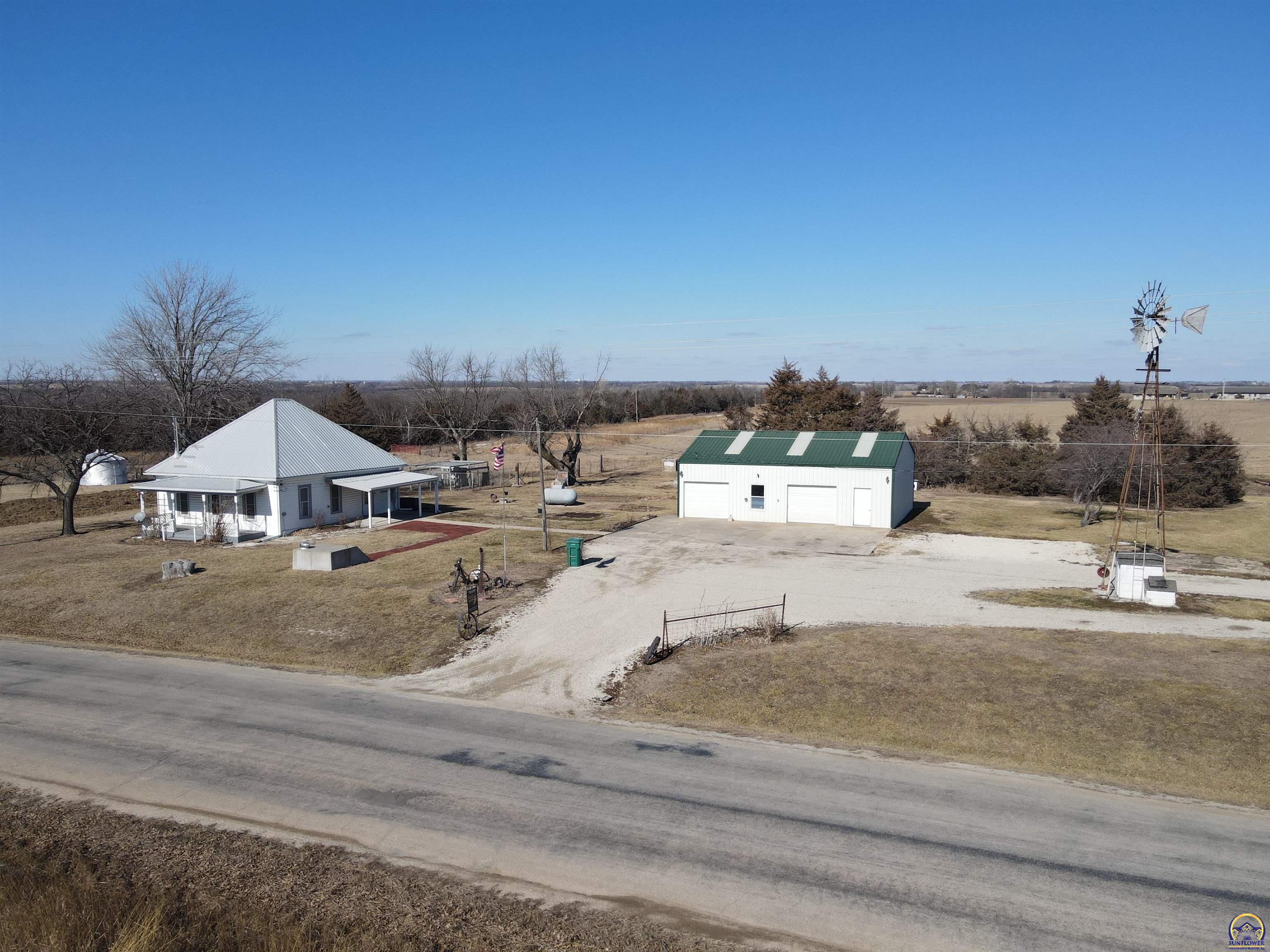 14026 198th Road Holton, KS 66436 - Photo 16 of 29
