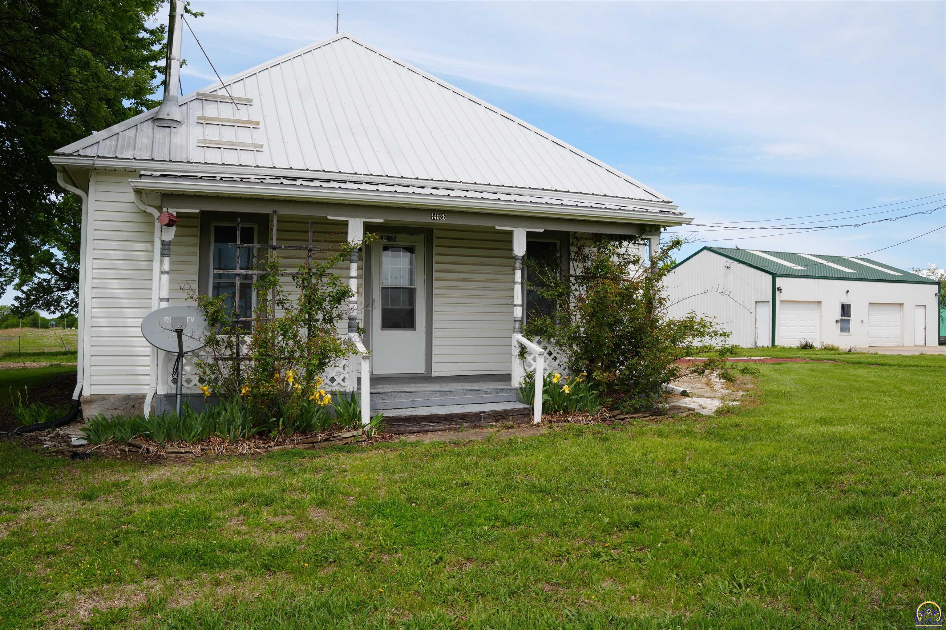 14026 198th Road Holton, KS 66436 - Photo 17 of 37
