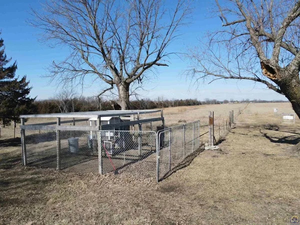 $220,000 | 14026 198th Road, Holton, KS 66436