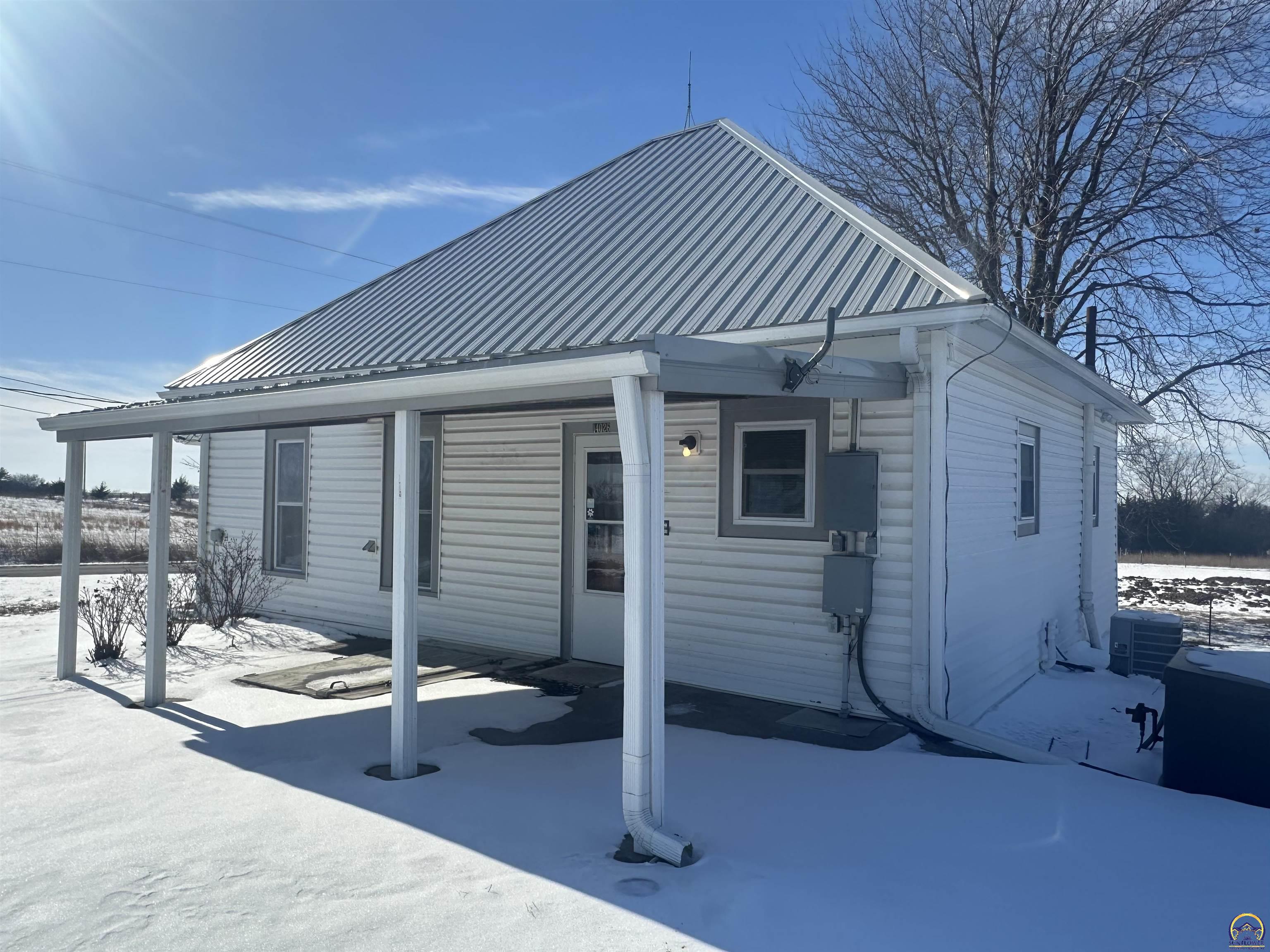 14026 198th Road Holton, KS 66436 - Photo 2 of 39