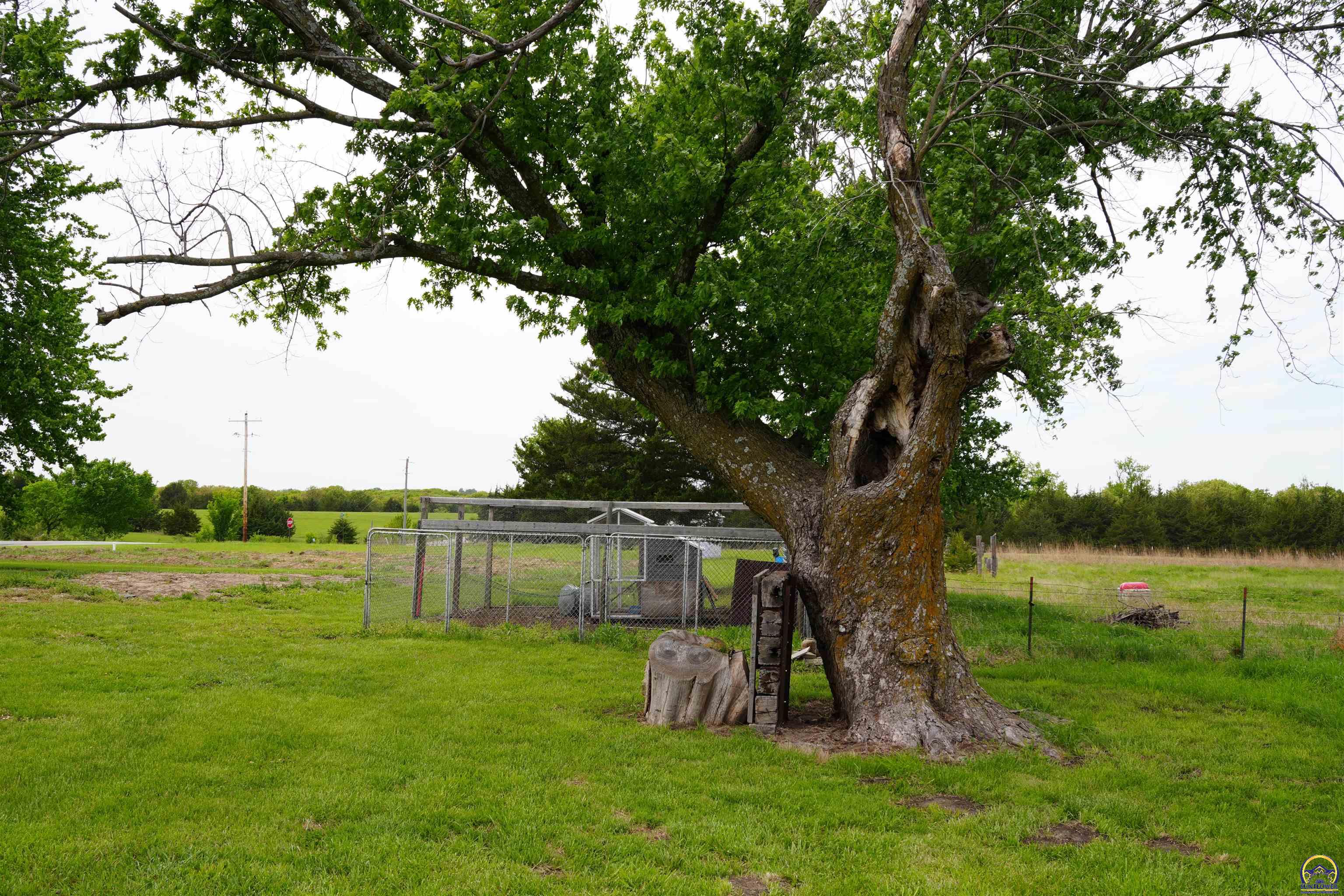 14026 198th Road Holton, KS 66436 - Photo 29 of 37