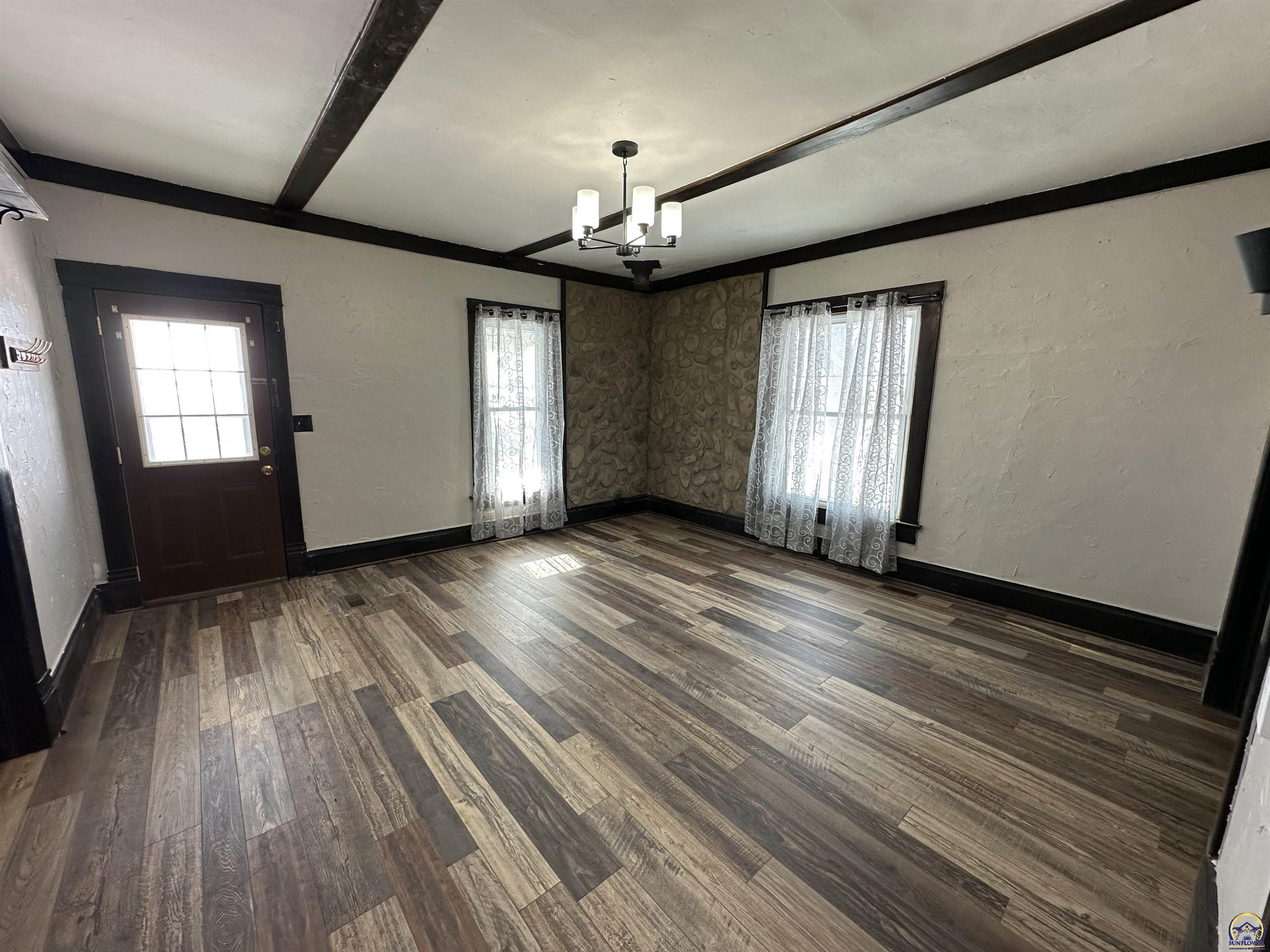 14026 198th Road Holton, KS 66436 - Photo 9 of 39