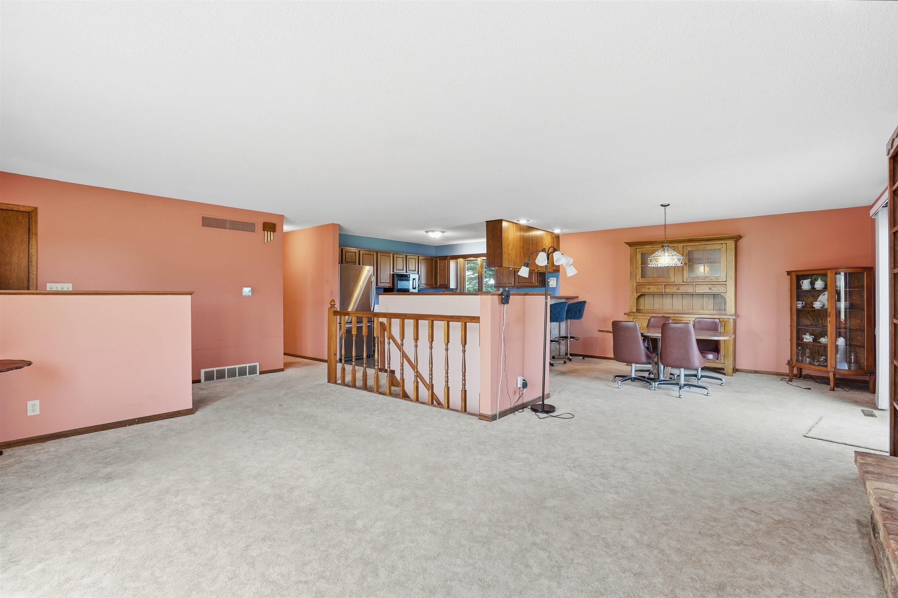 14009 120th Street Maynard, IA 50655 - Photo 7 of 43 Gallery Image 7