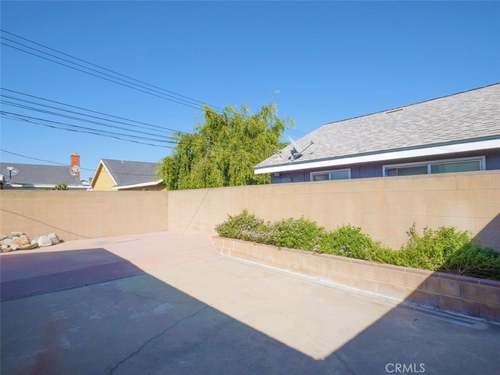 445 East 248th Street Carson, CA 90745 - Photo 25 of 26