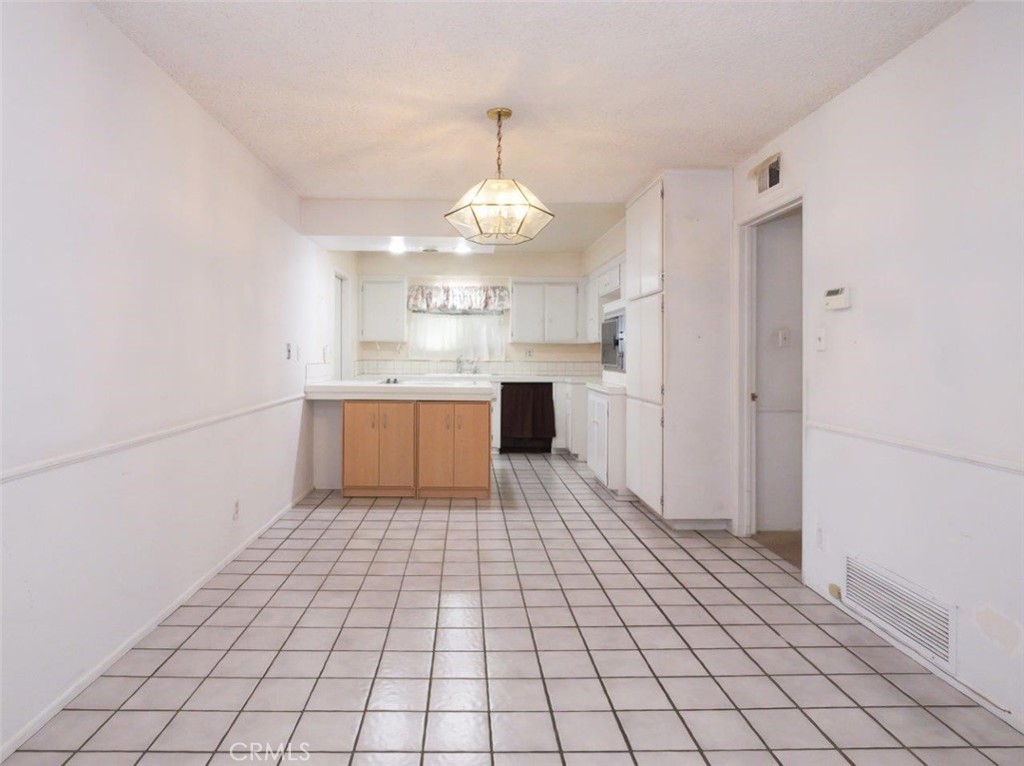 445 East 248th Street Carson, CA 90745 - Photo 9 of 26