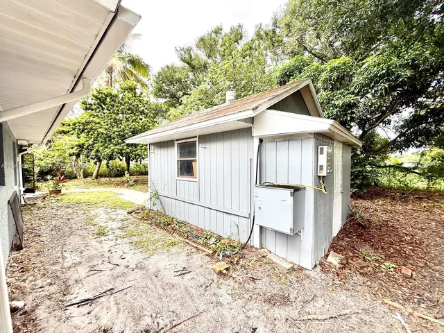 $430,000 | 210 Southwest Voltair Terrace, Port St. Lucie, FL 34984