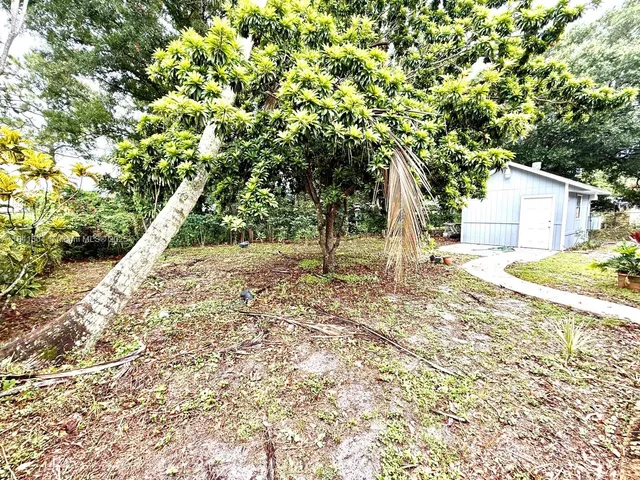 $430,000 | 210 Southwest Voltair Terrace, Port St. Lucie, FL 34984