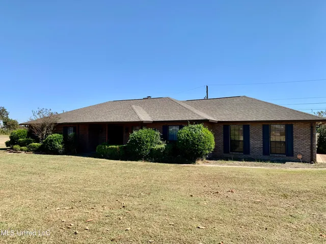 $219,000 | 416 Washington Circle, Rolling Fork, MS 39159
