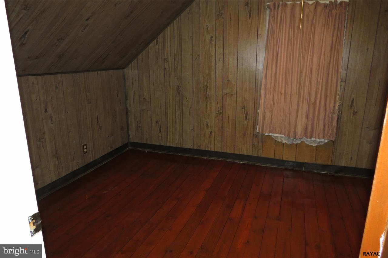2007 Filbert Street York, PA 17404 - Photo 16 of 31 Gallery Image 16