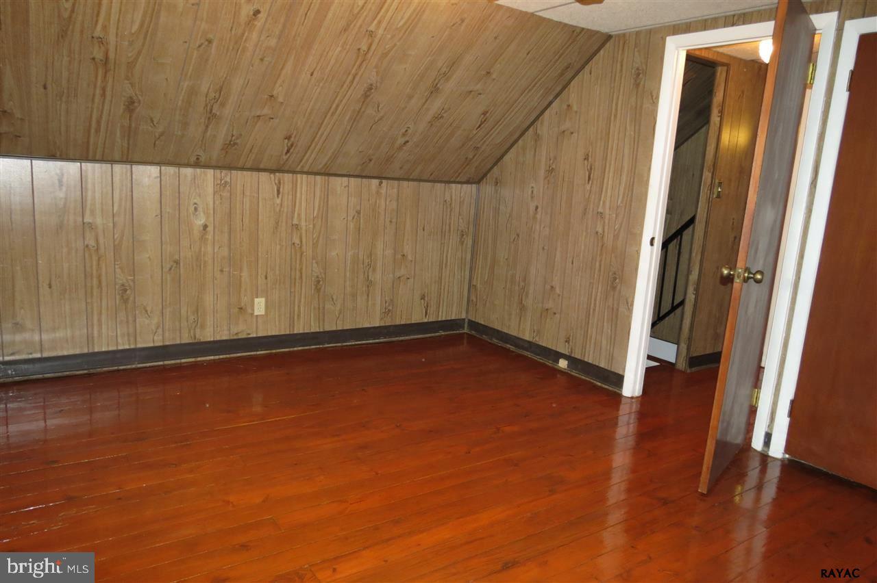 2007 Filbert Street York, PA 17404 - Photo 18 of 31 Gallery Image 18