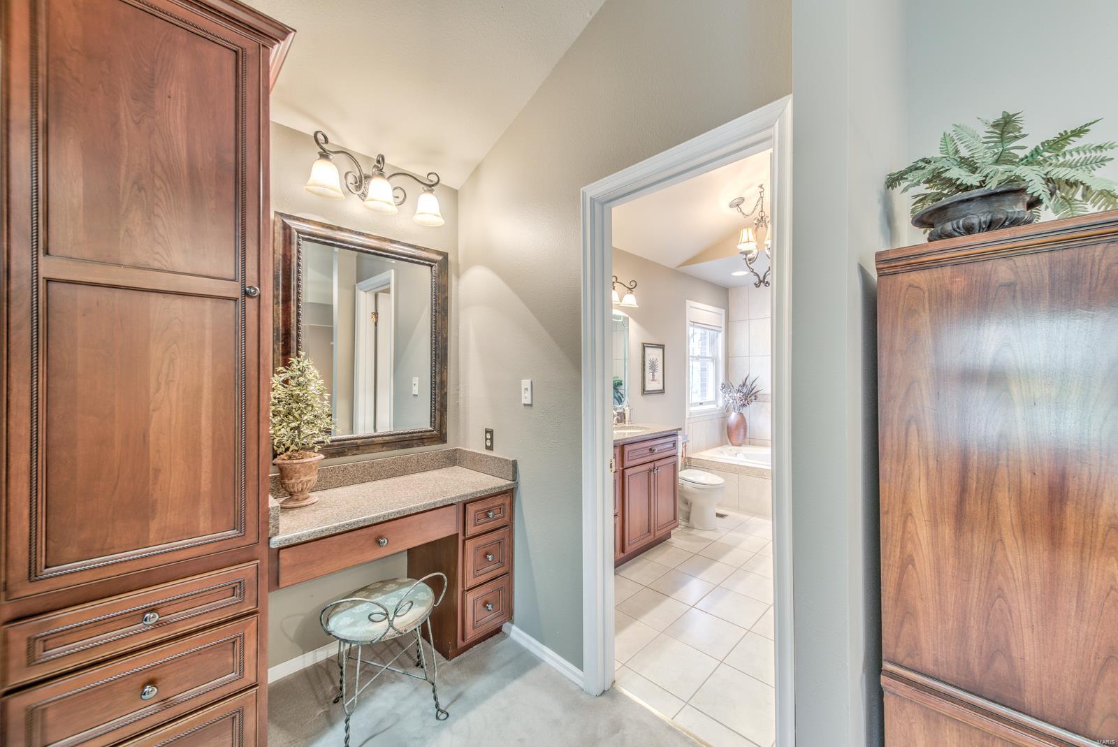545 Dielman Road St. Louis, MO 63132 - Photo 12 of 32 Gallery Image 12