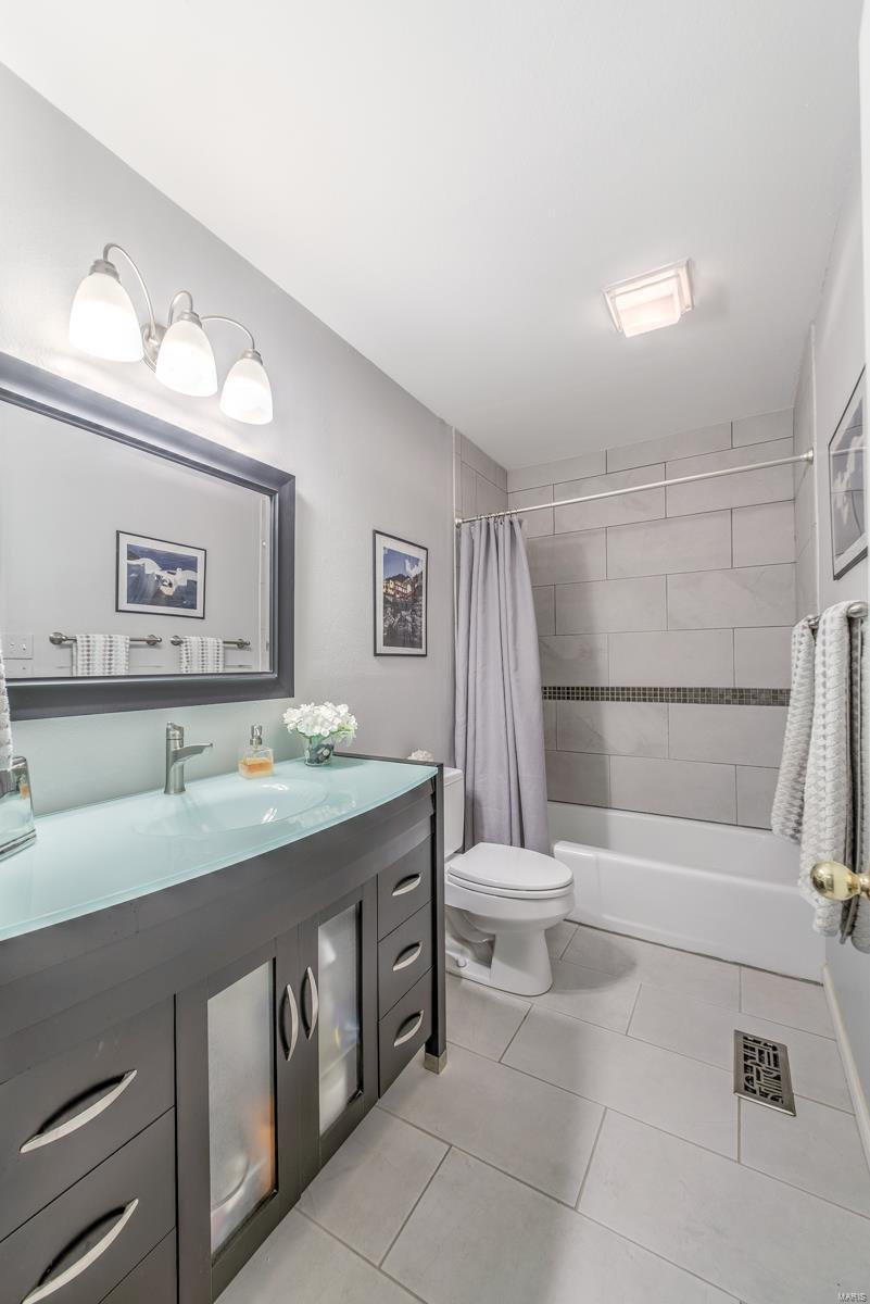 545 Dielman Road St. Louis, MO 63132 - Photo 17 of 32 Gallery Image 17