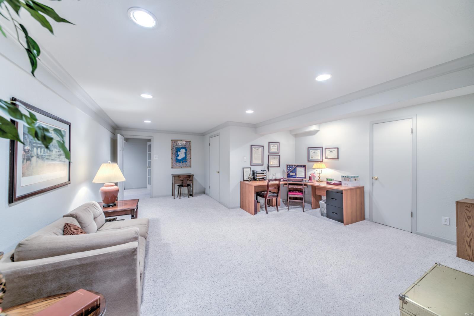 545 Dielman Road St. Louis, MO 63132 - Photo 22 of 32 Gallery Image 22