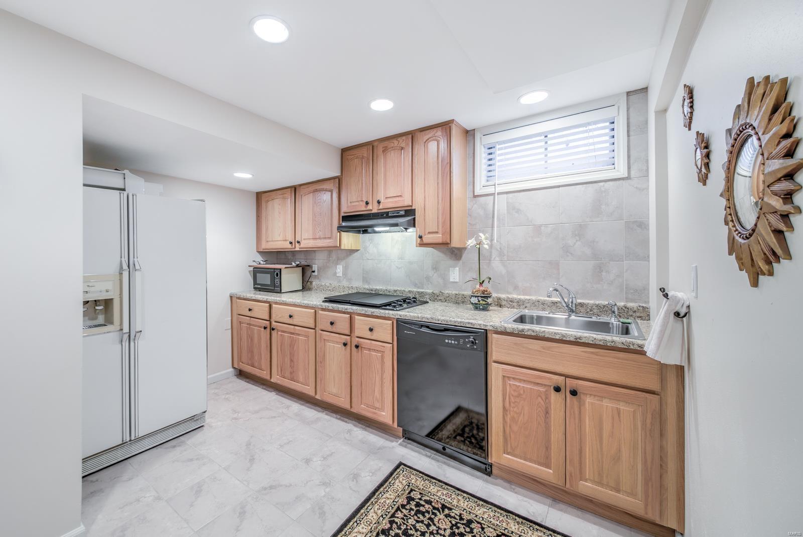 545 Dielman Road St. Louis, MO 63132 - Photo 28 of 32 Gallery Image 28