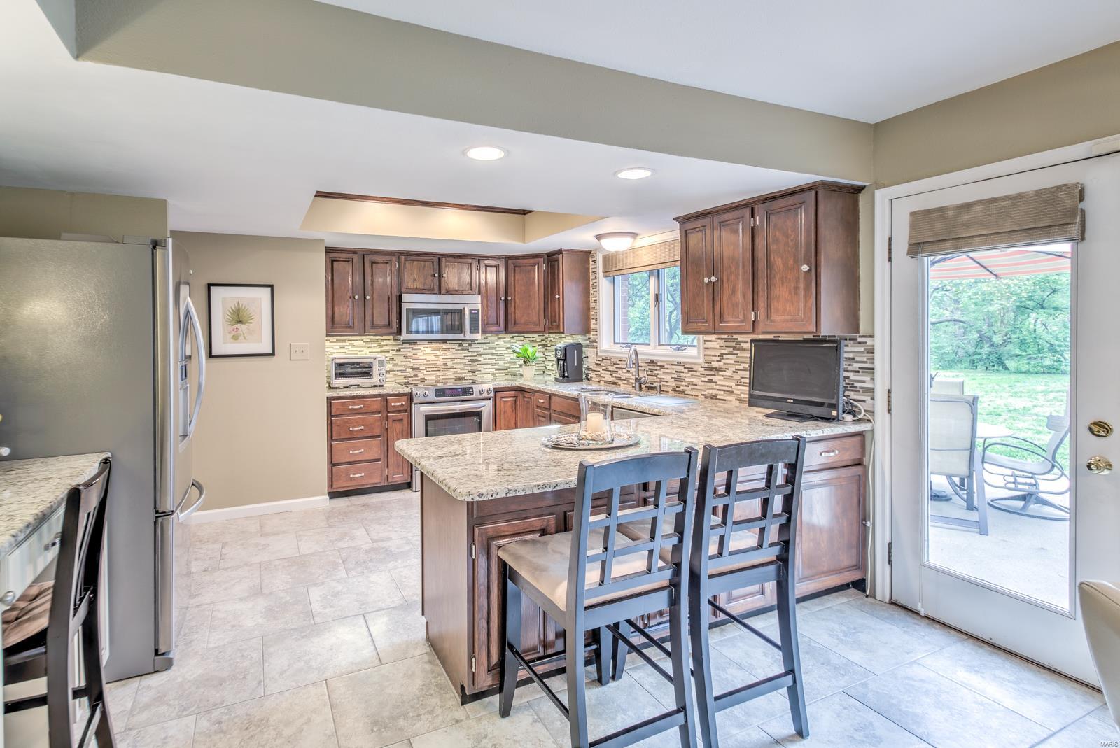 545 Dielman Road St. Louis, MO 63132 - Photo 8 of 32 Gallery Image 8