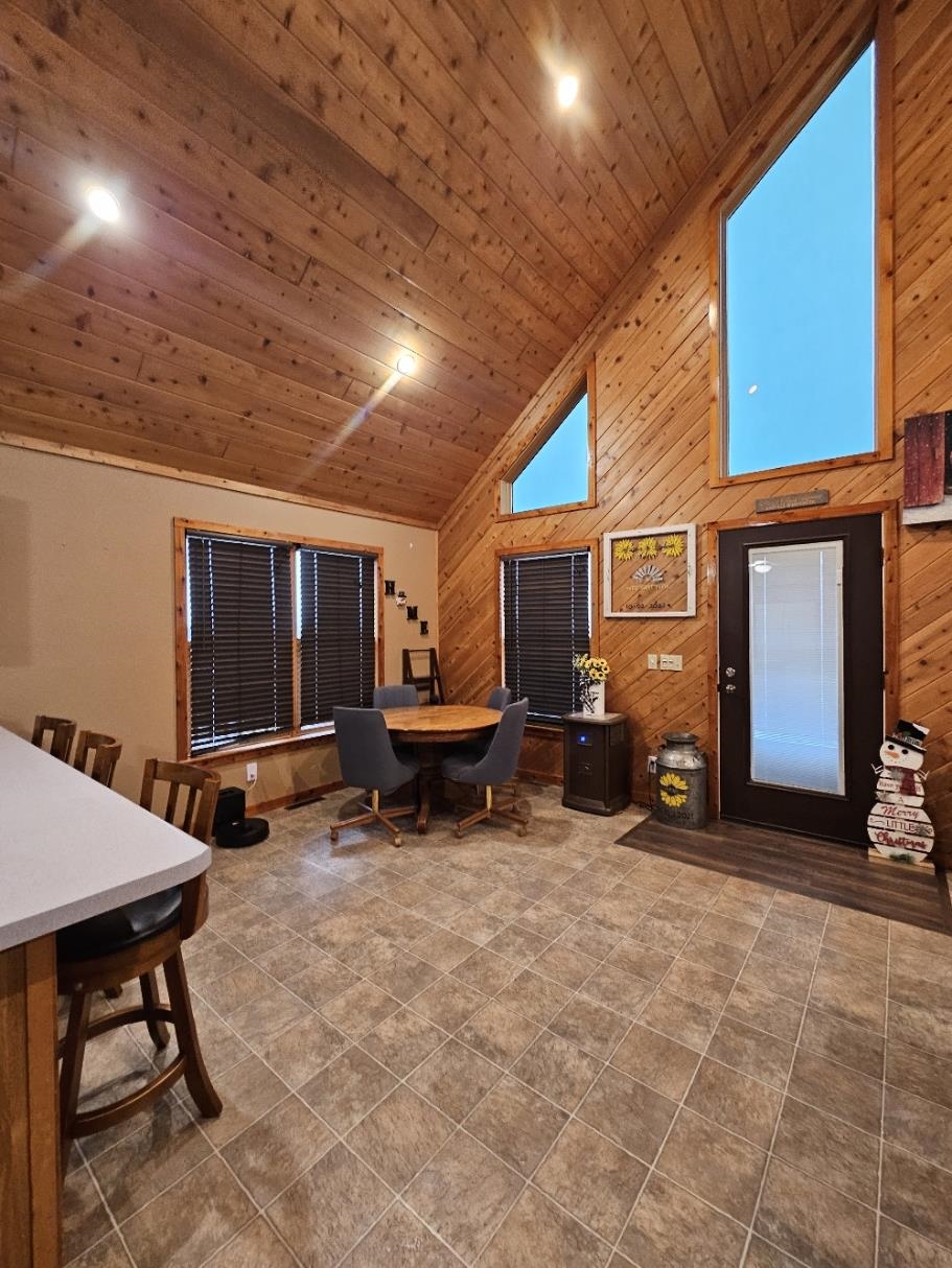 W8244 Rollins Road Mauston, WI 53948 - Photo 11 of 44