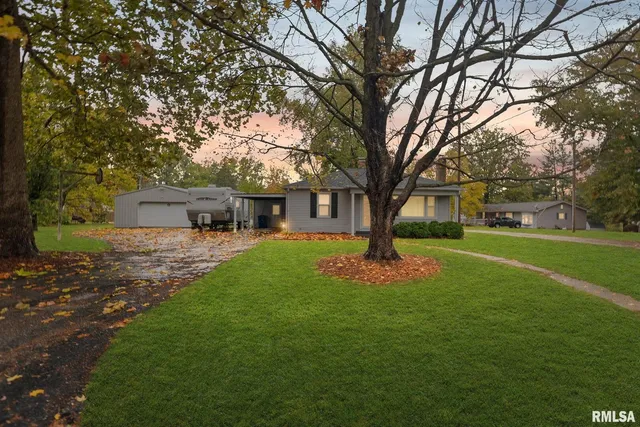 $159,900 | 444 North Marion Street, Centralia, IL 62801