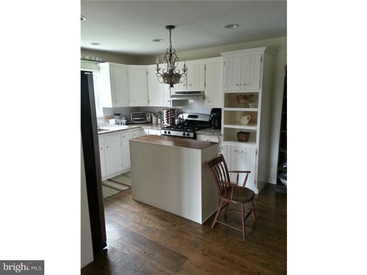 911 Blue School Road Perkasie, PA 18944 - Photo 12 of 25 Kitchen