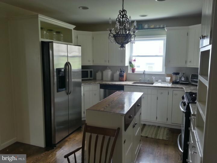 911 Blue School Road Perkasie, PA 18944 - Photo 13 of 25 Kitchen