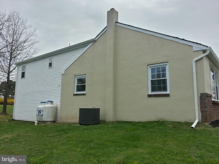 911 Blue School Road Perkasie, PA 18944 - Photo 3 of 25 Exterior Side